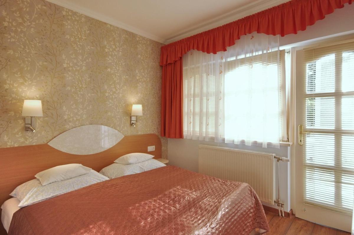 Hotel Csigaház panzió Gyula Esterno foto